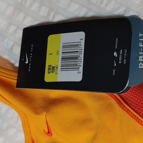 NEW Women's Nike Dri-fit Racer Back Sports Bra Size Small - Picture 9 of 10